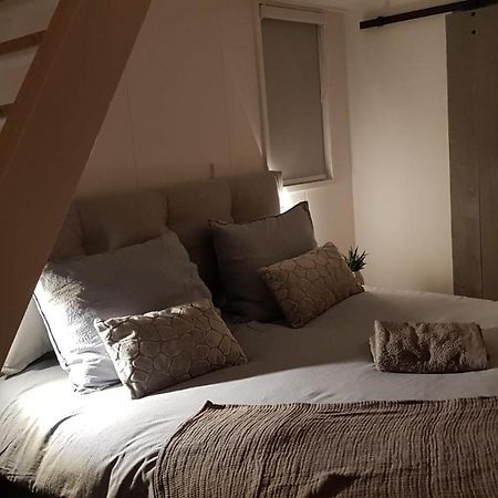 Bed and Breakfast Logeren Bij Grea Цвартслуіс Екстер'єр фото