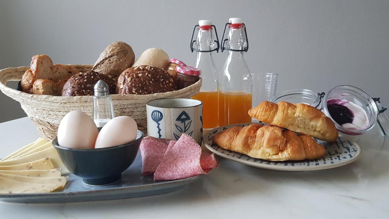 Bed and Breakfast Logeren Bij Grea Цвартслуіс Екстер'єр фото